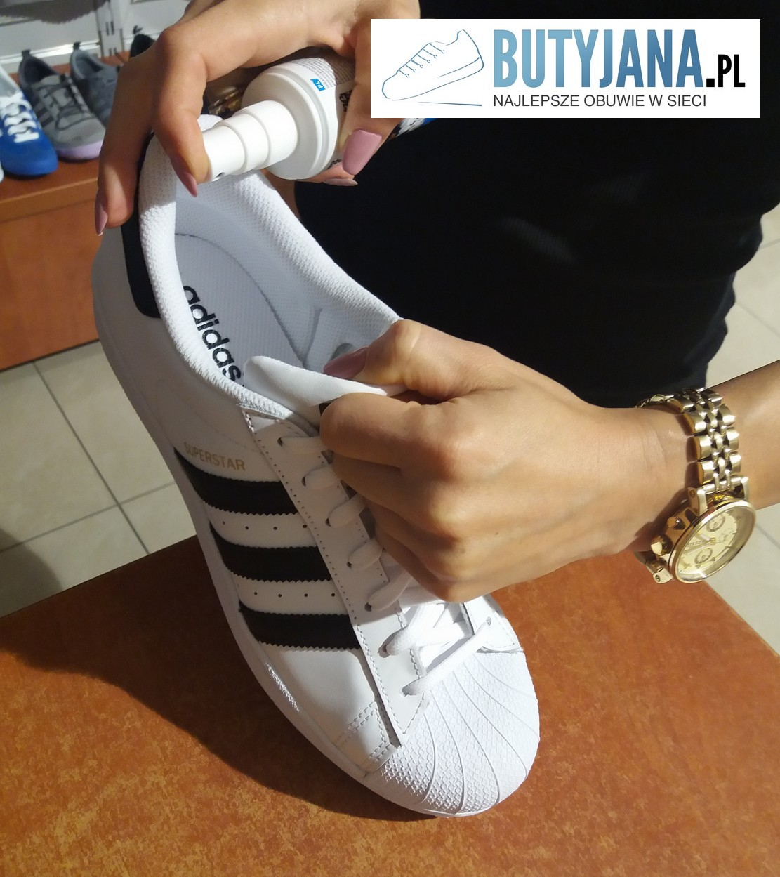 dezodorant-do-butow-adidas-superstar